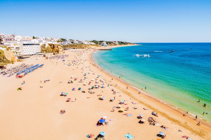 Algarve albufeira portugal holidays beach room